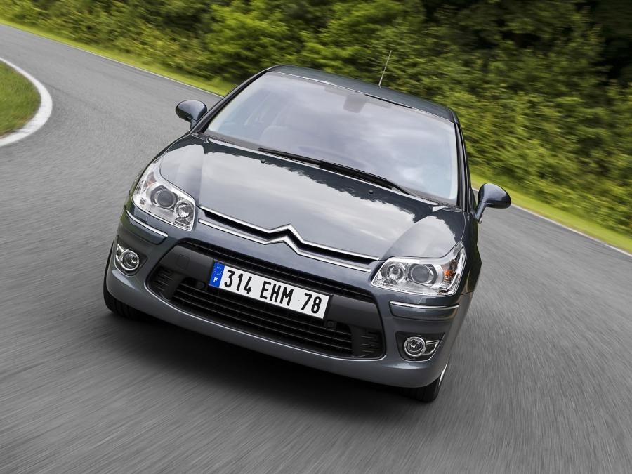  Citroen C4 Berline 2008 года  (фото 11 из 16)